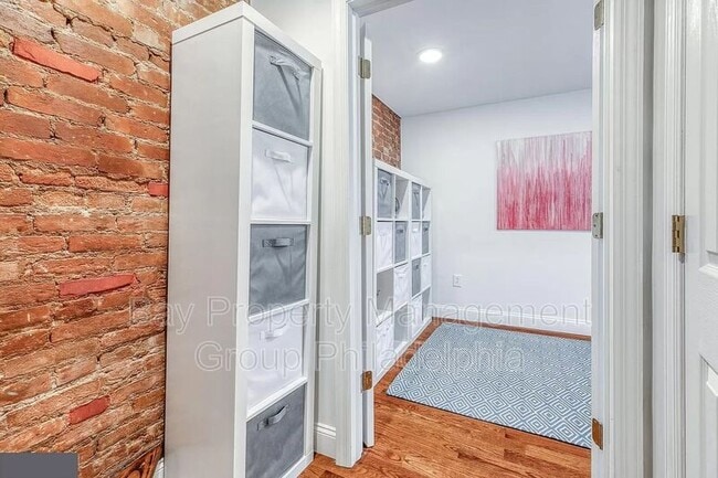 Building Photo - 813 Kater St