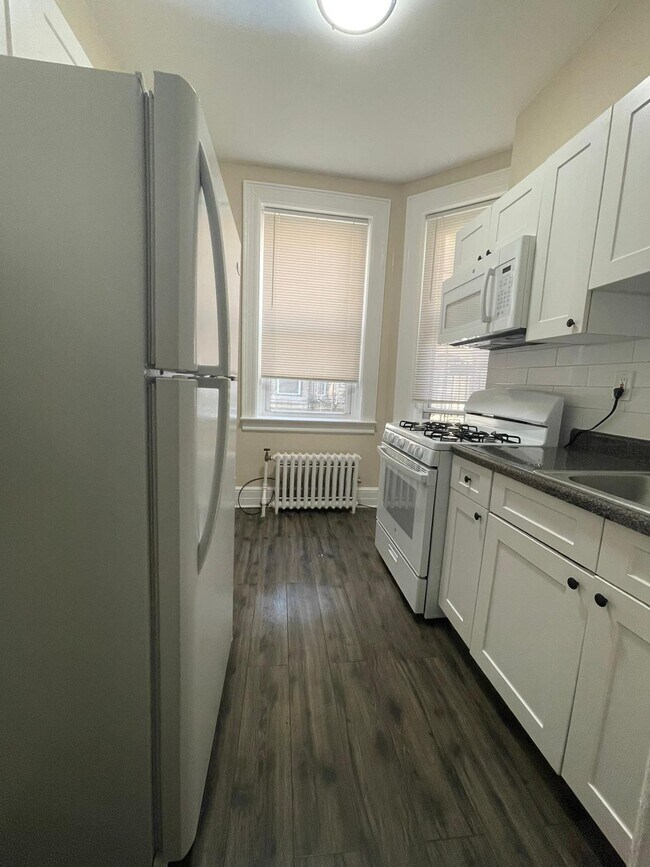 Unit 2A - 264 Palisade Ave