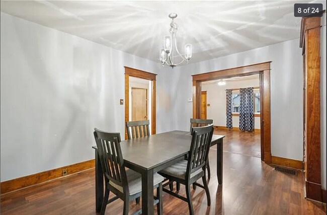 Building Photo - 3 Bed 2 Bath- Beaver Falls PA