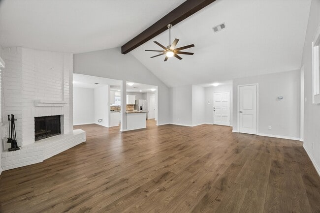 Building Photo - 2209 Aberdeen Dr