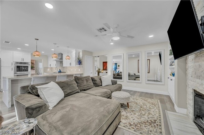 Building Photo - 1413 Premier Ct