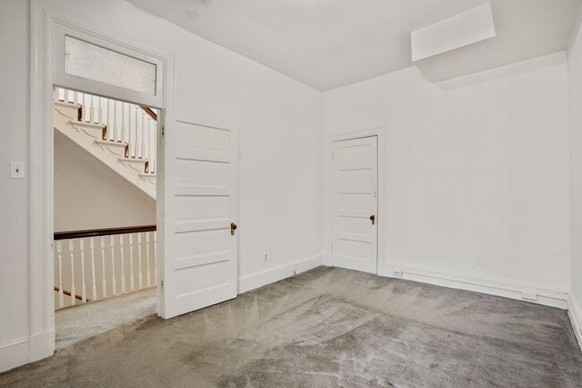 Building Photo - Professionally Managed// 3 Bedroom 2 Bathroom Condo // Kalorama/Dupont Circle// 1 Parking Spot In...