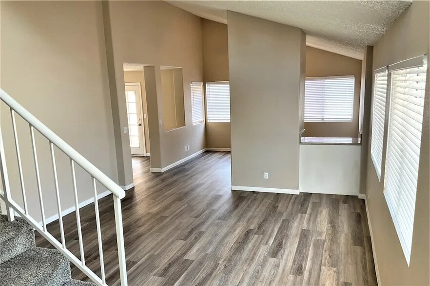 Building Photo - 3300 Hyannis Cir