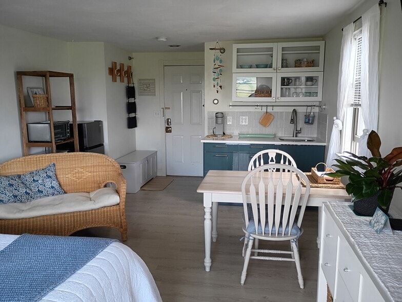 Furnished or Unfurnished - 415 Ocean Blvd