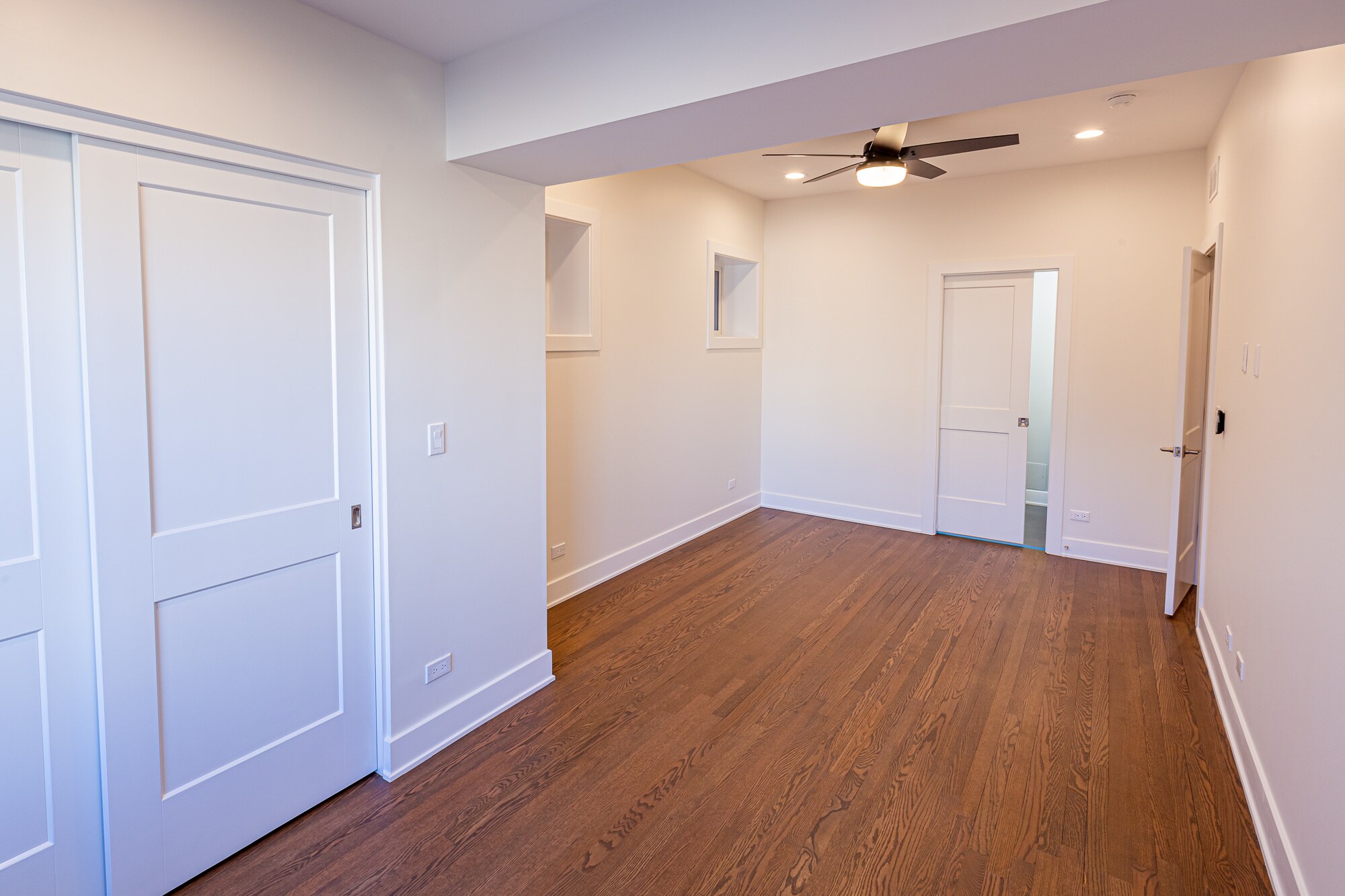 Building Photo - 6527 N Newgard Ave