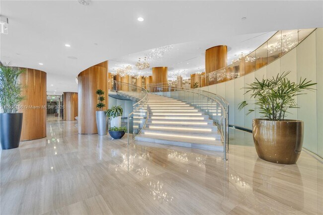 Building Photo - 488 NE 18th St