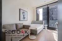 Building Photo - 6401 Wilshire Blvd