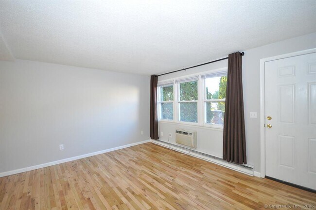 Building Photo - 43 Hiltbrand Rd