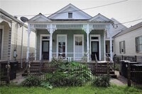 Building Photo - 6036 Annunciation St