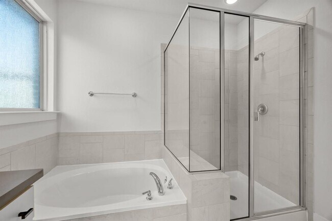 Building Photo - 319 Pecos River Xing