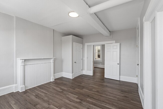 Building Photo - 293 Clemente St