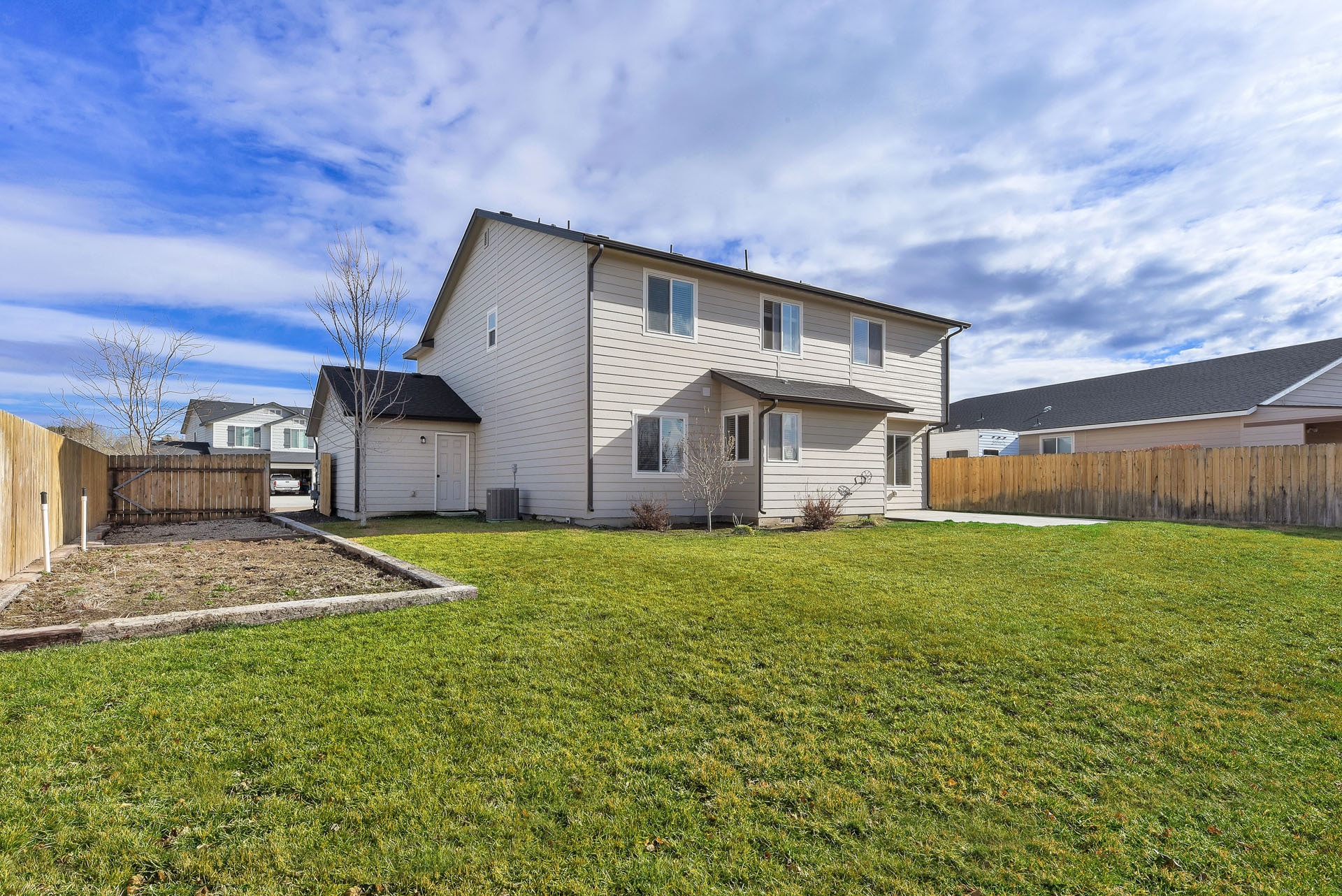 Building Photo - 1633 Placerville St