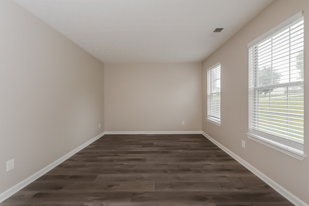 Building Photo - 536 Easton Dr
