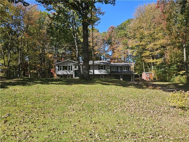 Building Photo - 19 Rustic Dr