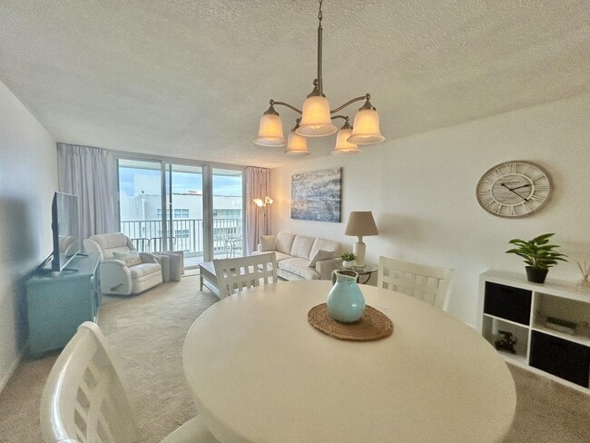 Building Photo - 3540 S Ocean Blvd
