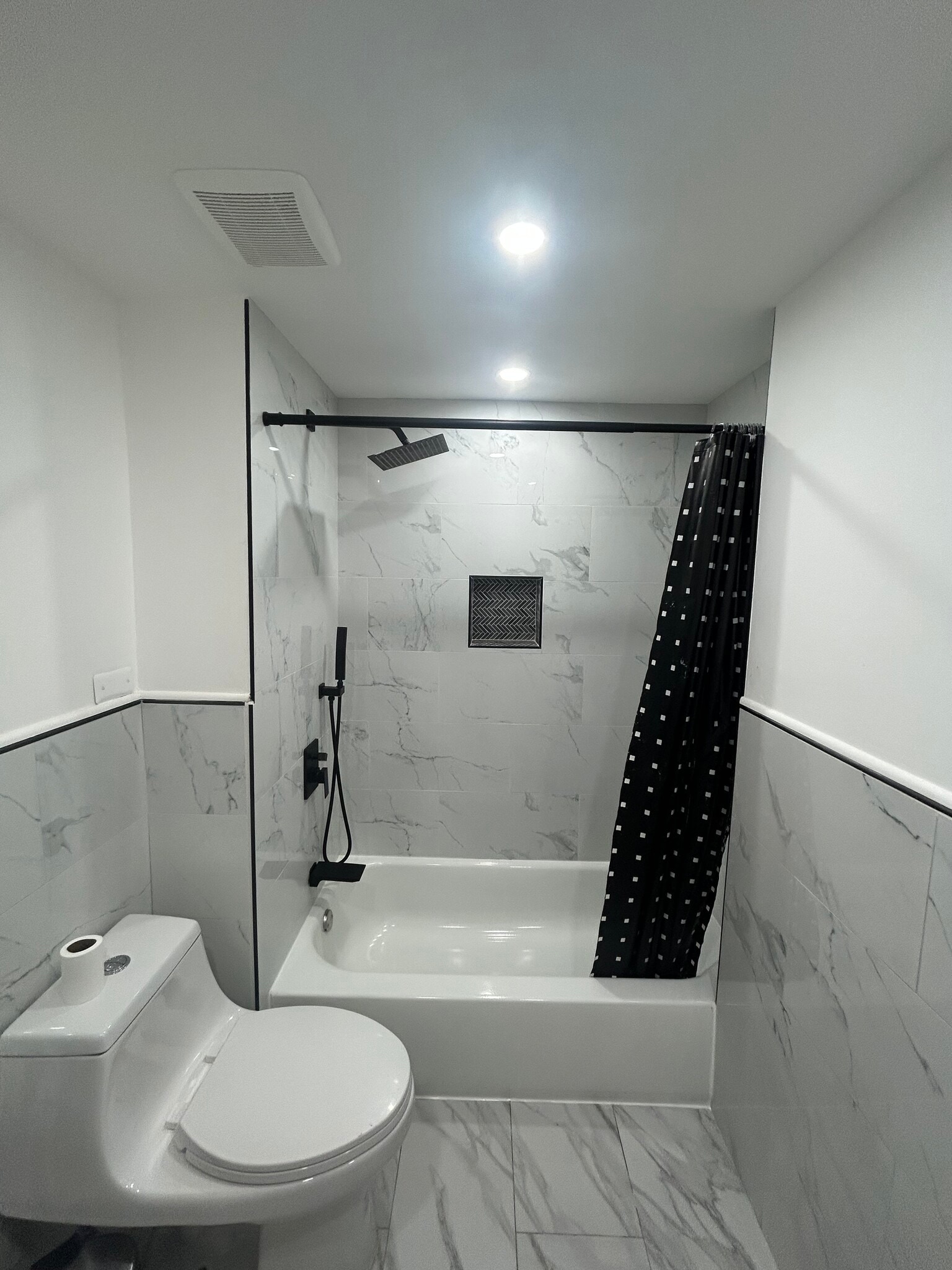 Building Photo - 179 Dana St