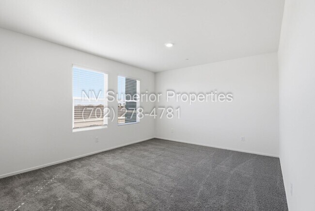 Building Photo - Aliante!! Never lived in!!! Gated!! Community Pool!!! Playground!! 2 Car Garage!! Tankless Hot wa...