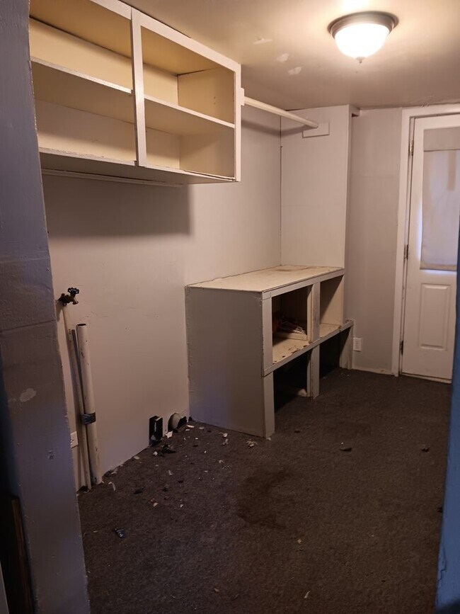 Building Photo - 3 Bed House in La Grande