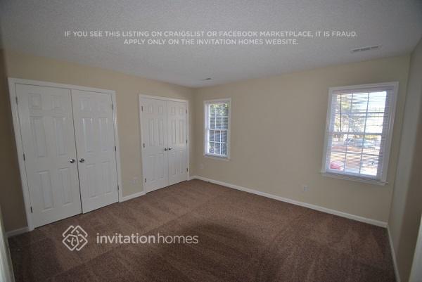 Building Photo - 6010 River Lake Cir