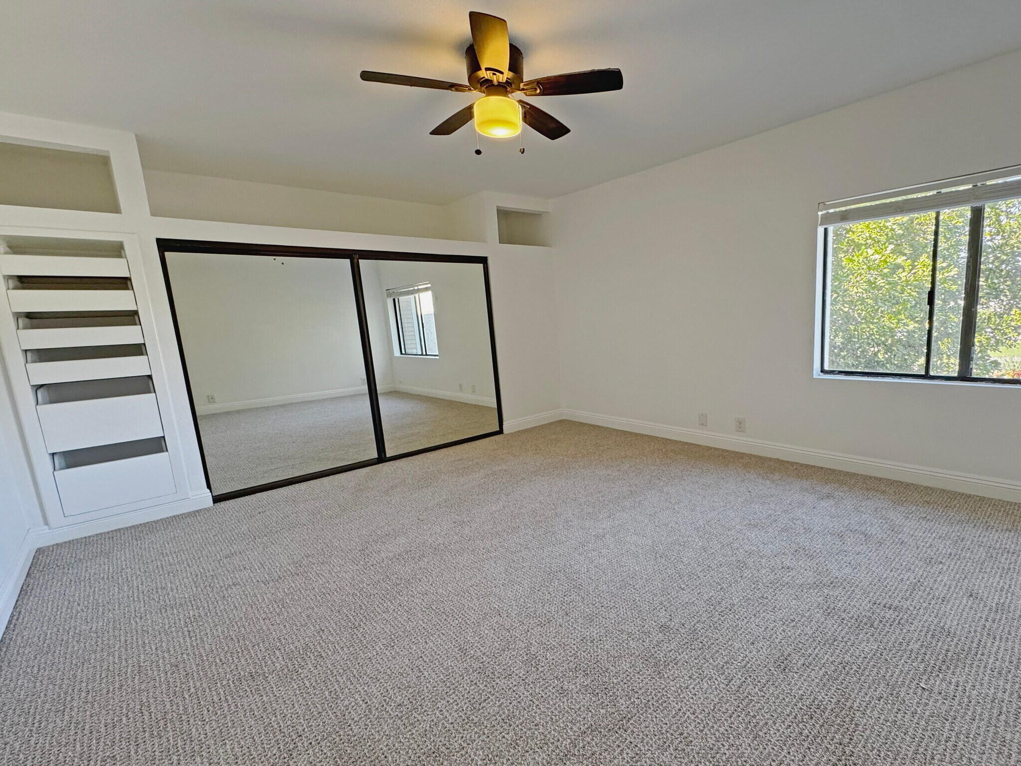 Building Photo - 13 Sage