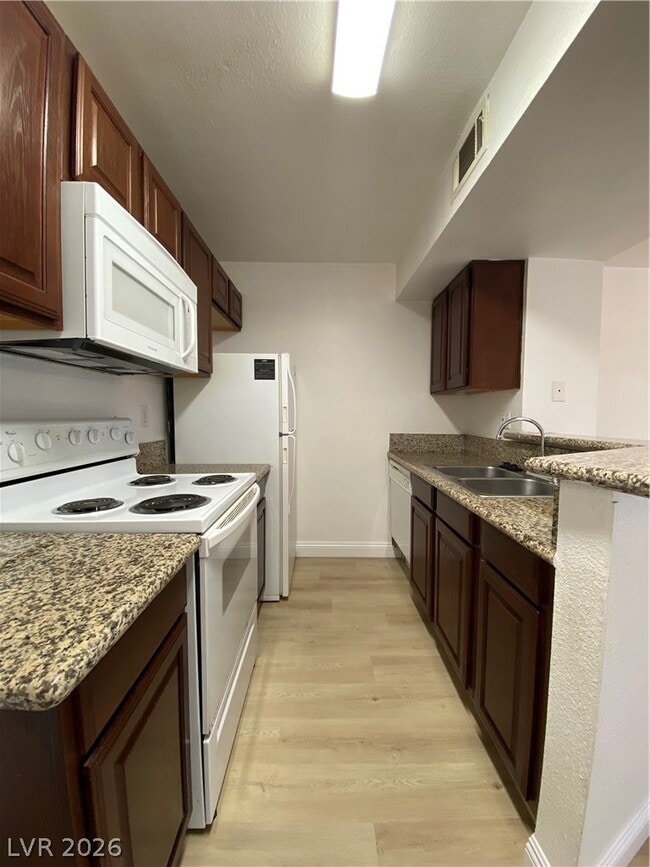 Building Photo - 5174 S Jones Blvd