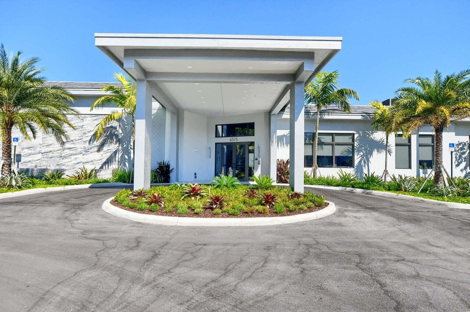 Building Photo - 14773 Cumberland Dr