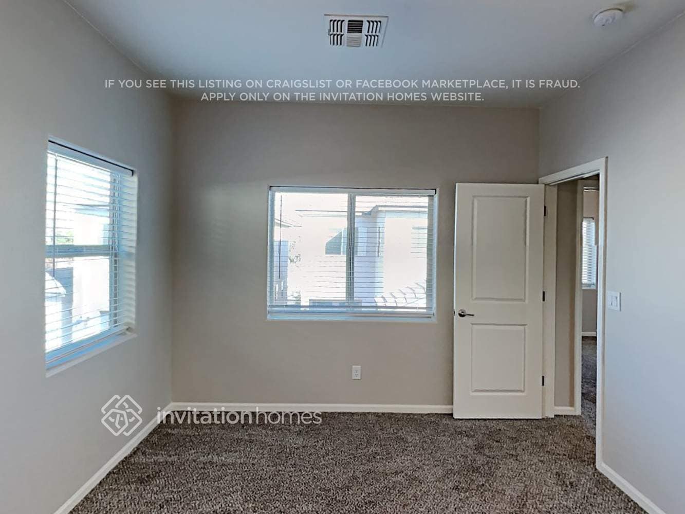 Building Photo - 16437 S 10th St