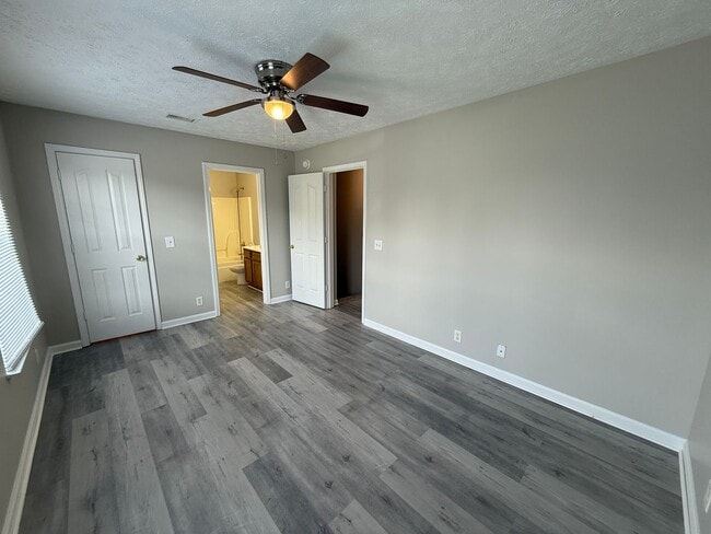 Building Photo - 272 Indian Park Dr