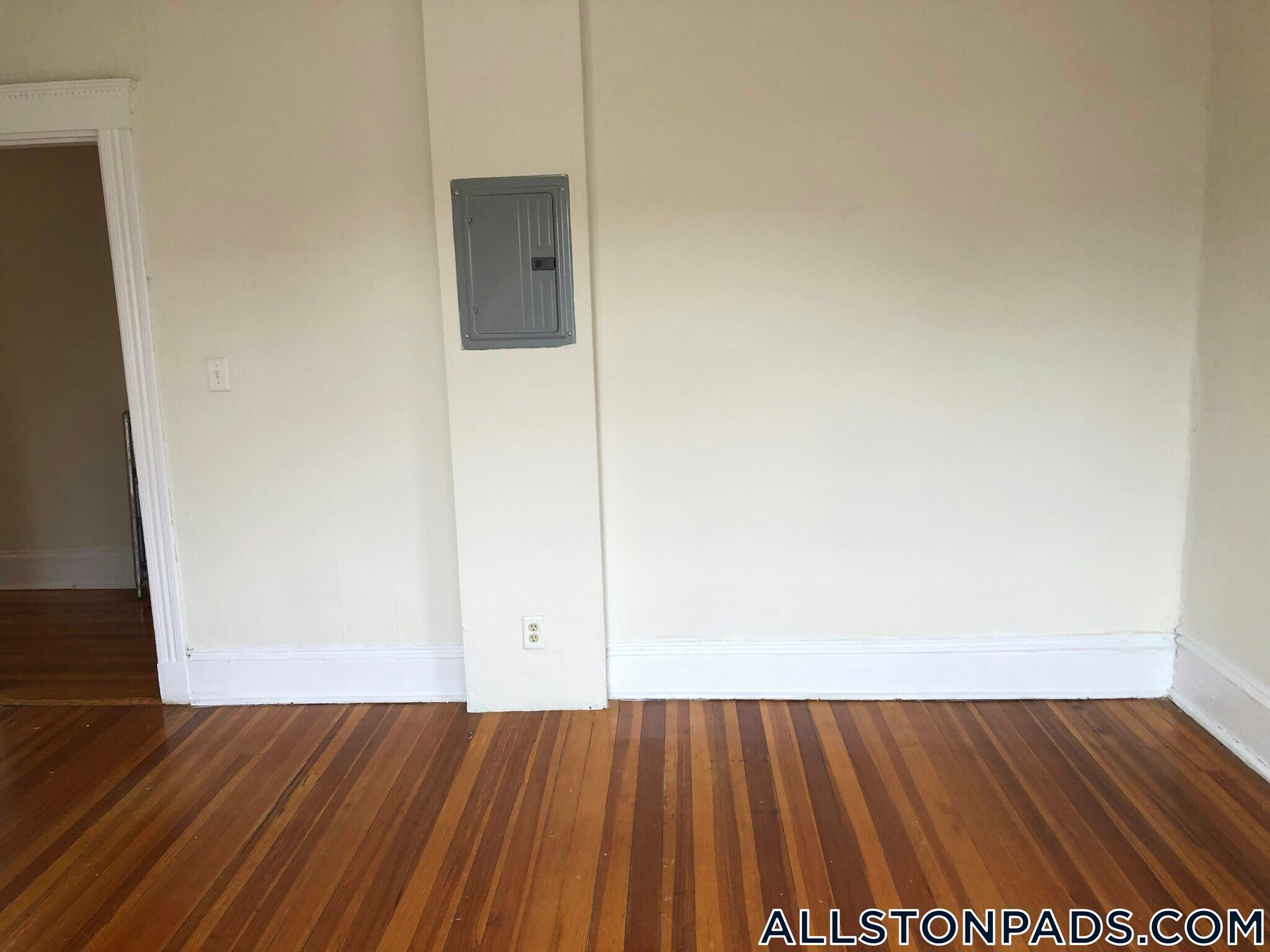 Building Photo - 1375 Commonwealth Ave