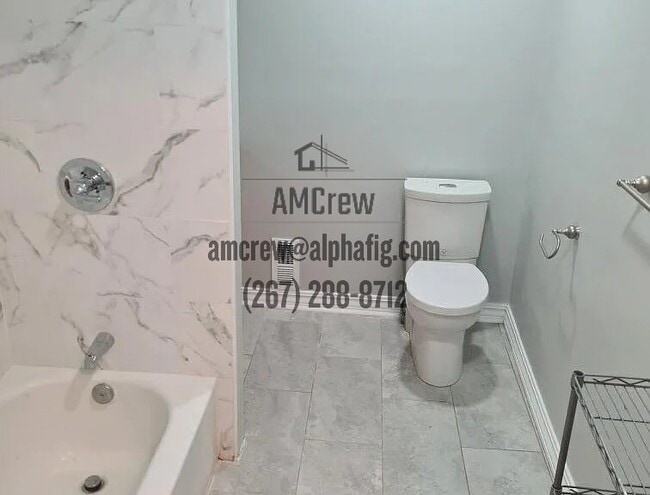 Building Photo - 6800 Wyncote Ave