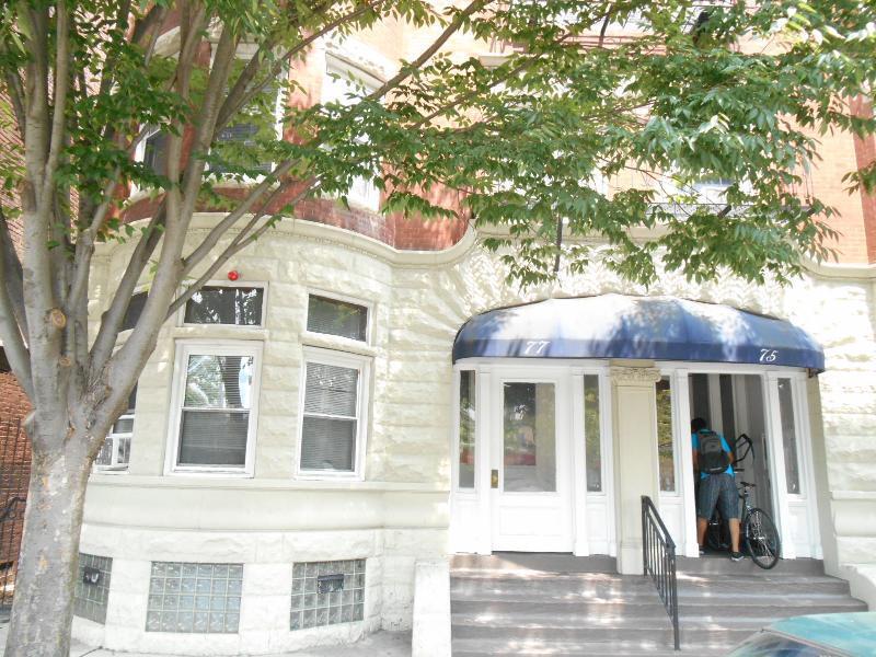 Building Photo - 61 Brighton Ave