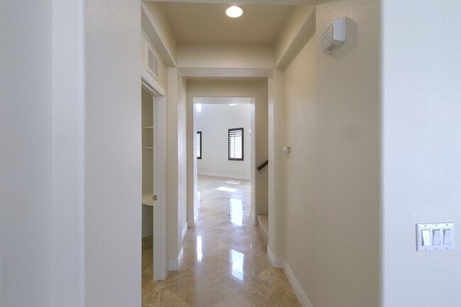 Building Photo - 26400 Castle Ln