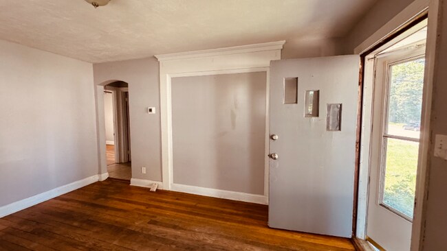 Building Photo - 1028 Camden Ave