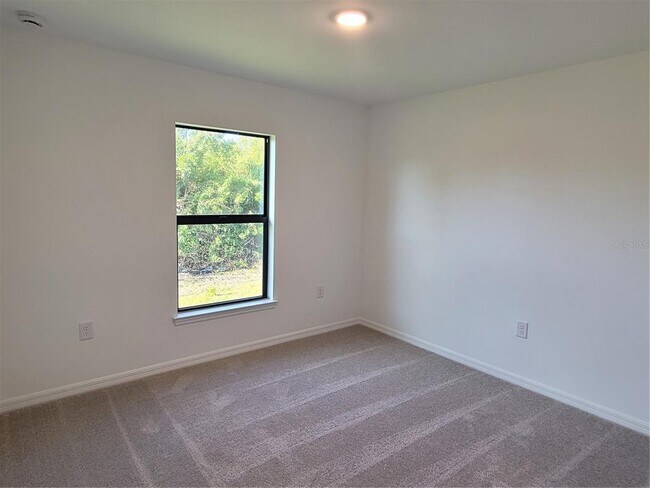 Building Photo - 6305 Shaw St