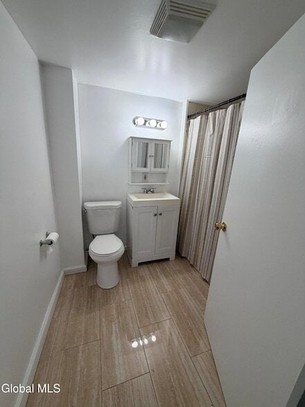 Building Photo - 200 Mohawk St