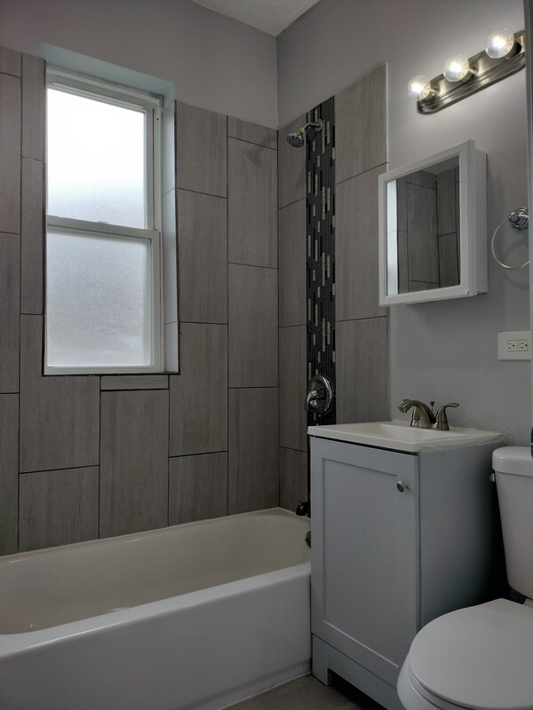 Building Photo - 6601 S Green St