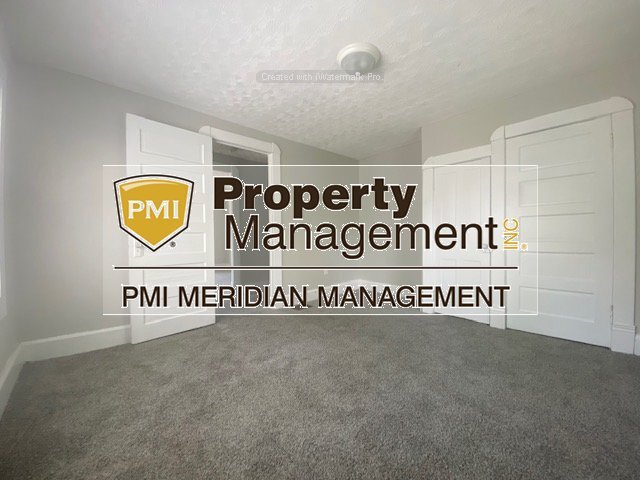 Building Photo - Spacious 4-Bedroom Duplex in Indianapolis ...