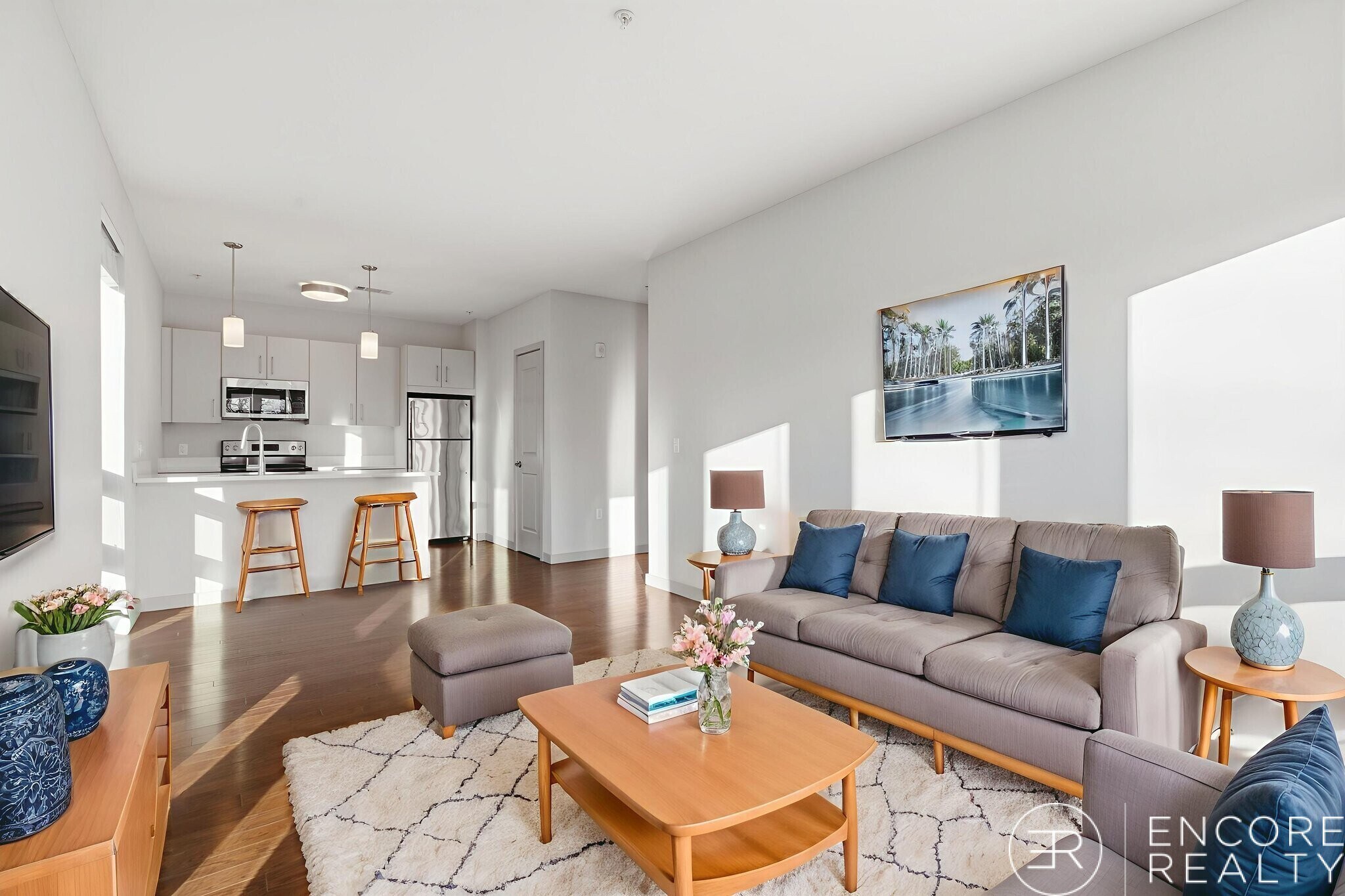 Building Photo - 45 Marion St