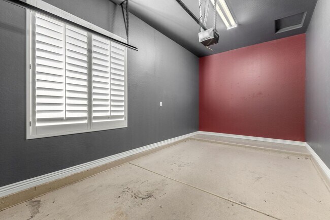 Building Photo - 27414 N 22nd Ln