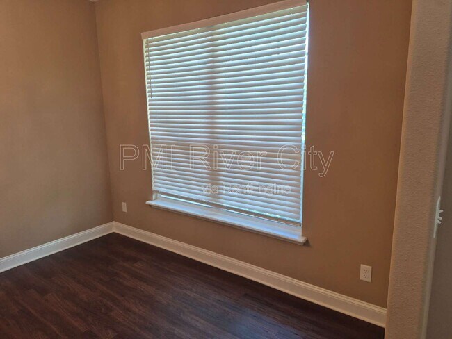 Building Photo - 53671 Carrington Dr