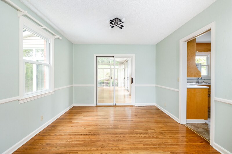 Building Photo - 924 Saundersville Ferry Rd