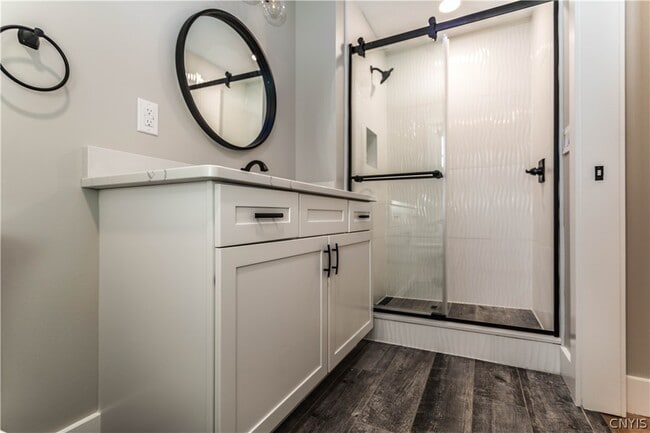 Building Photo - 87 Brown St