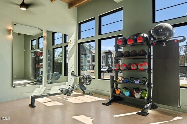 Building Photo - 3901 Capital Hills Dr