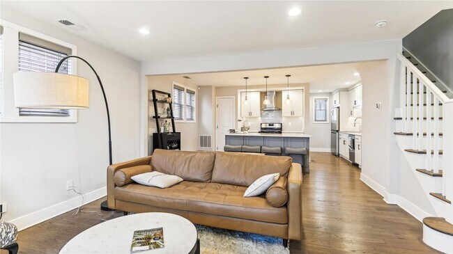 Building Photo - Modern 3BR/2.5BA Row Home with Parking & Private Backyard in SE DC