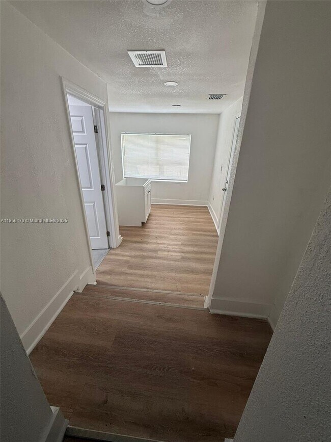 Building Photo - 2424 NW 44th St