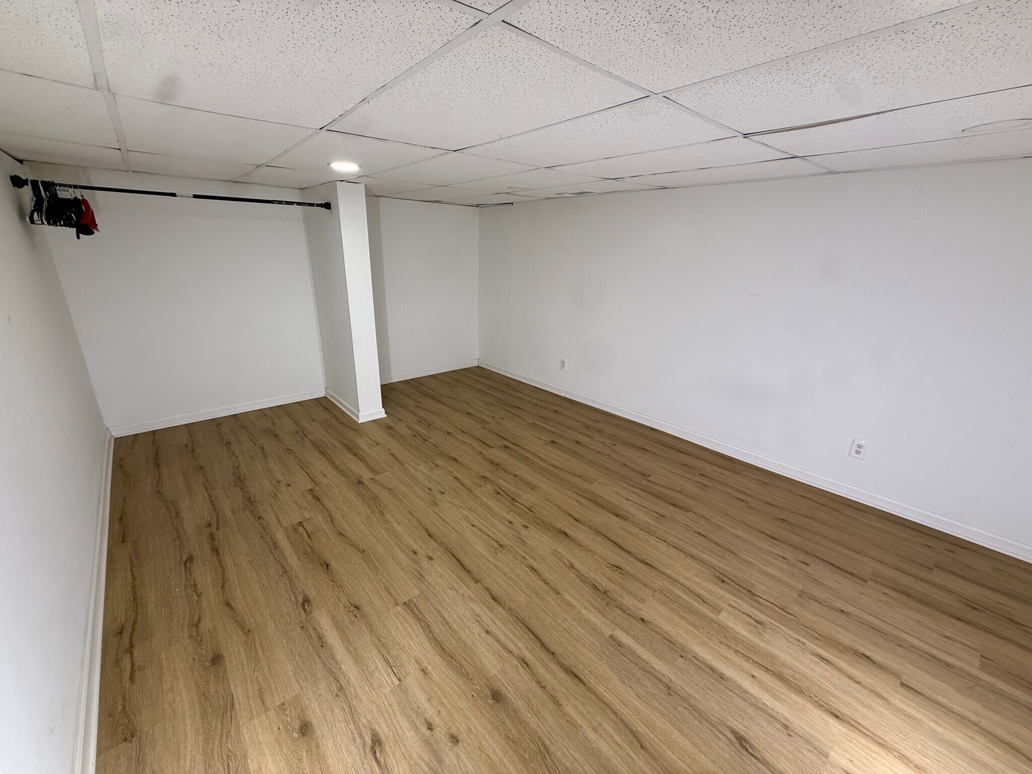 Bonus room in basement - 12 Moore St