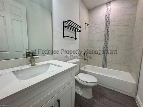 Building Photo - 17546 Dumont Dr