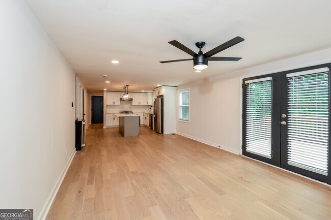 Building Photo - 234 Pinehurst Ln