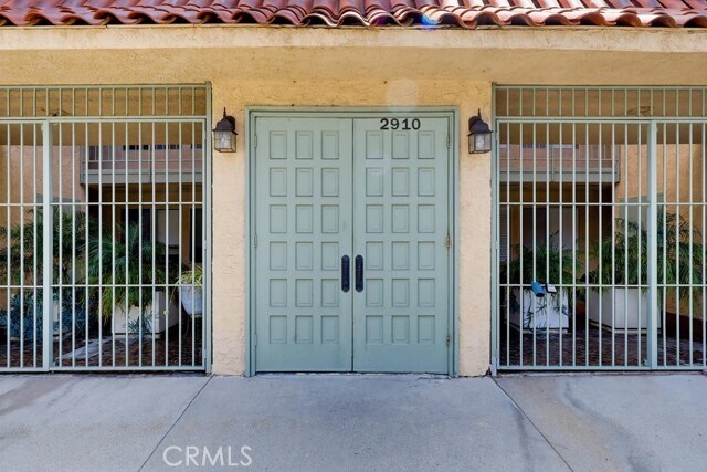 Building Photo - 2910 S Peck Ave