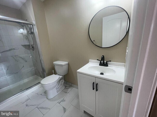 Building Photo - 81 Willow Ct